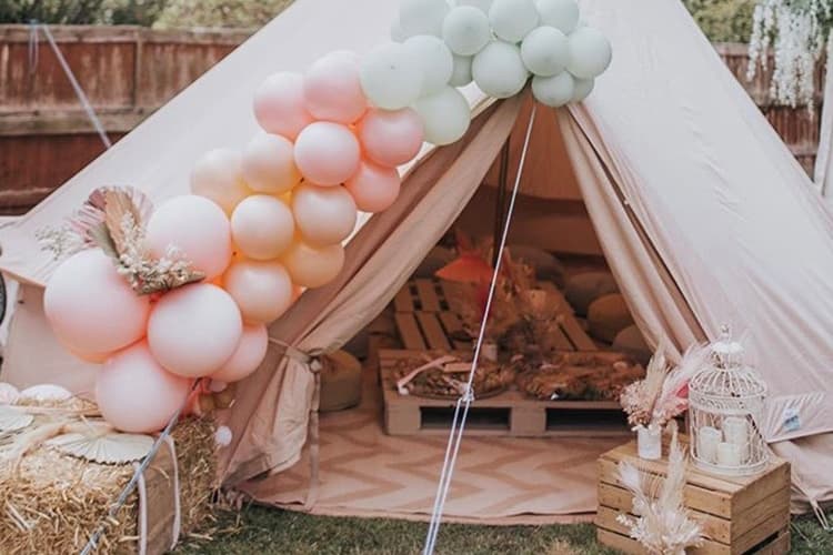 Glamping Tent With Balloons